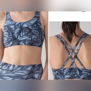 Lululemon Strappy Energy Bra, Mini Concrete Jungle Alpine white/blue, S4